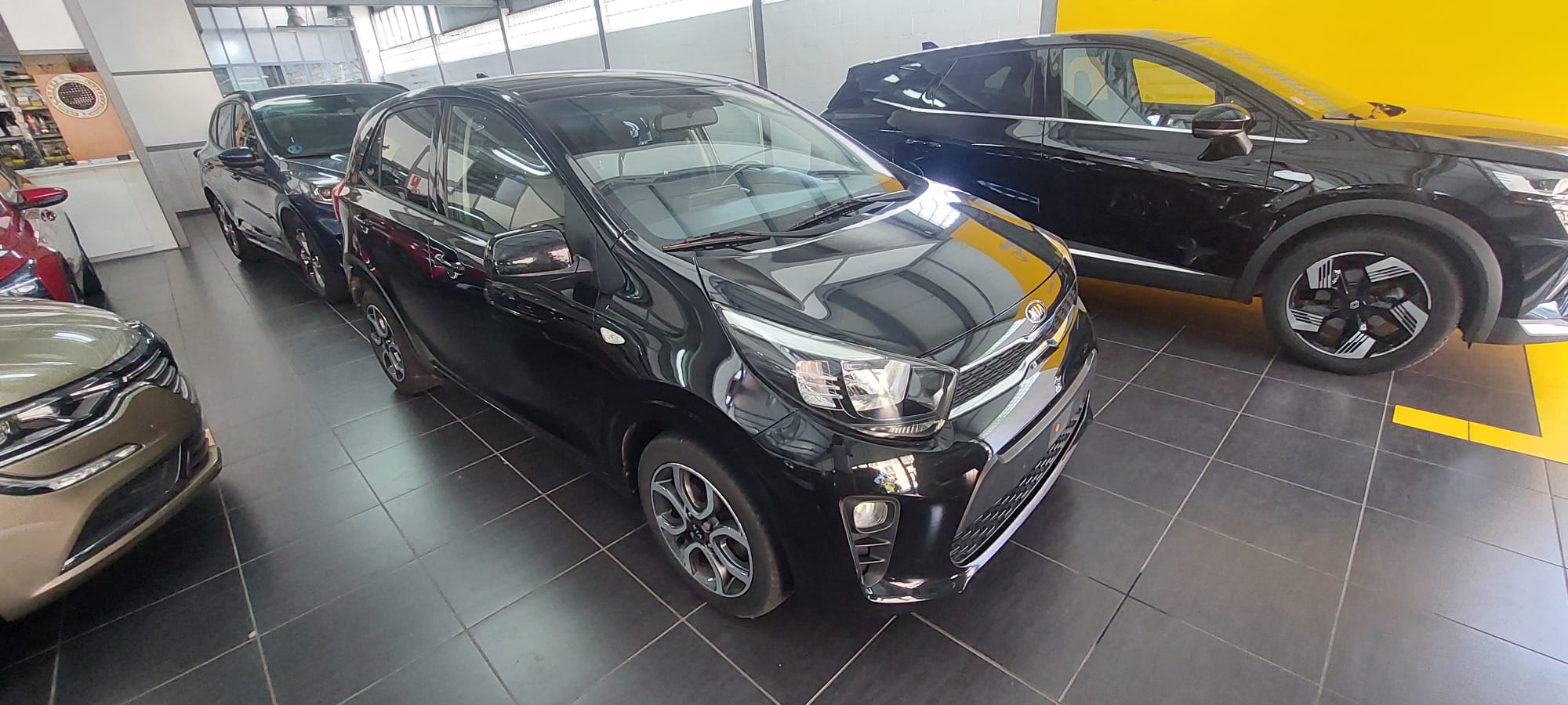 Kia Picanto 1.0 foto 11